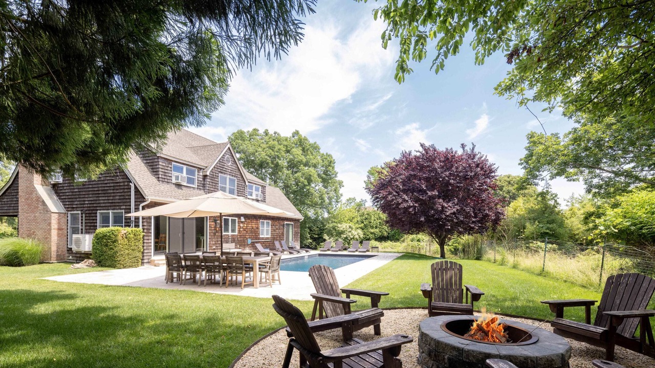 Photo of Others in Montauk