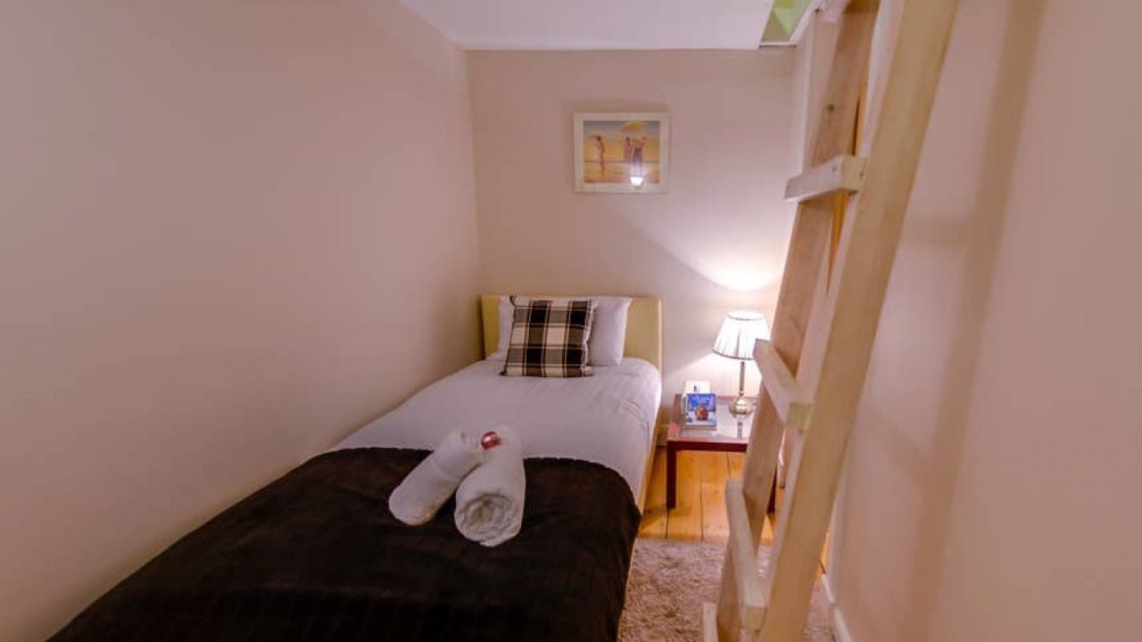 Photo of Others in Marchmont