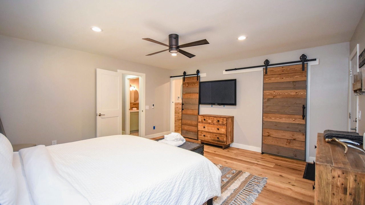 Photo of Bedroom in Kings Beach