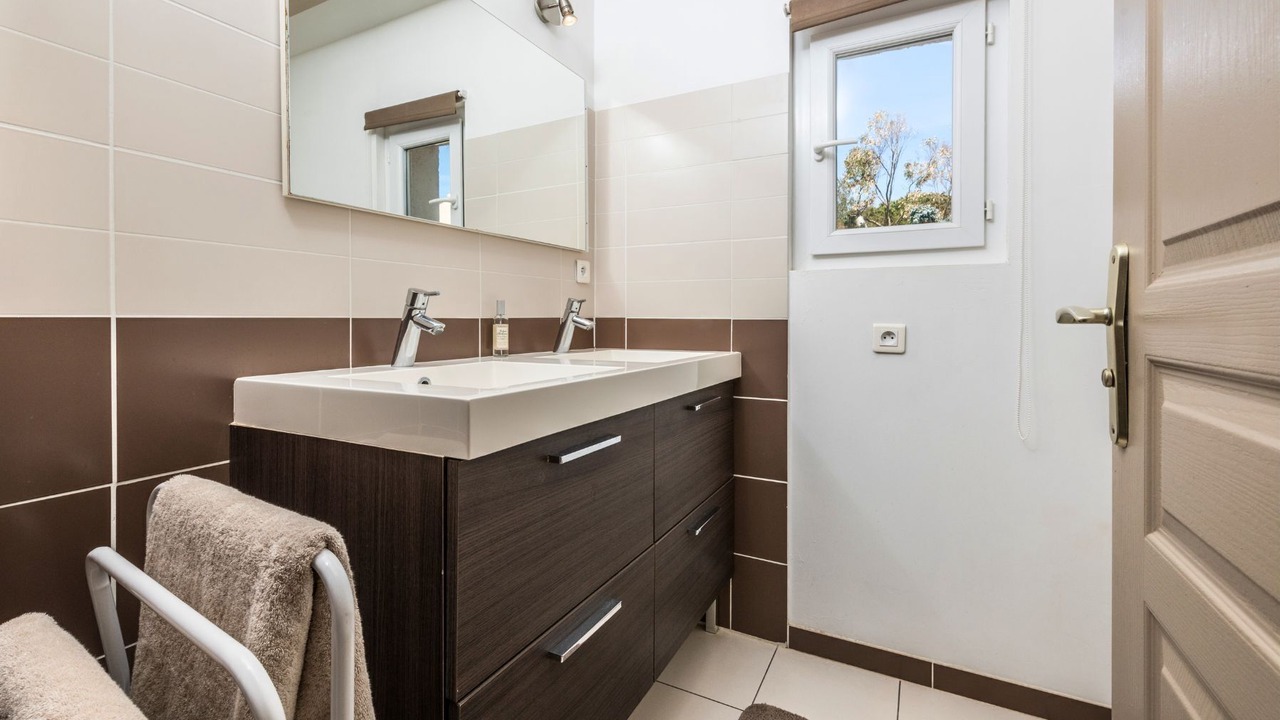 Photo of Bathroom in La Nartelle