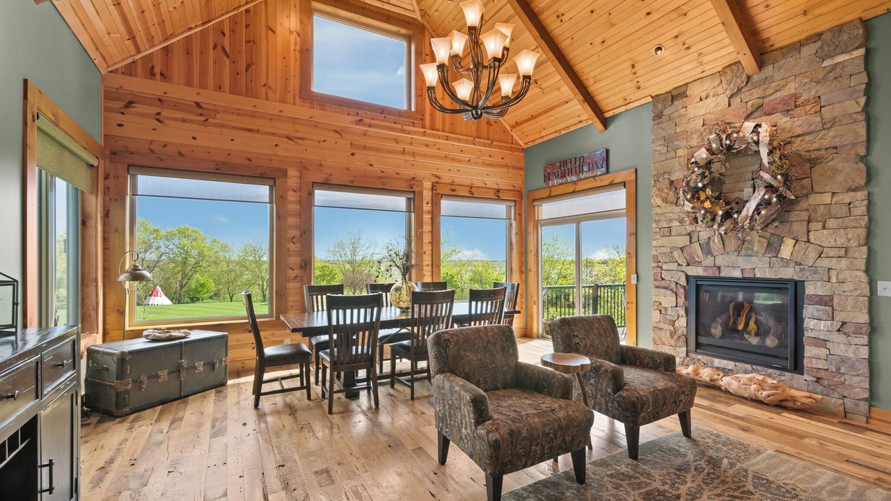 Photo of Livingroom in Wahoo