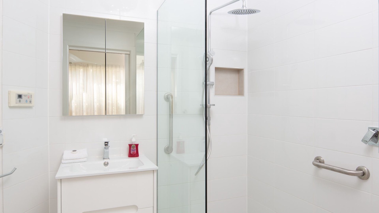 Photo of Bathroom in Inverloch