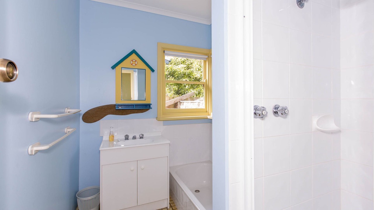 Photo of Bathroom in Inverloch