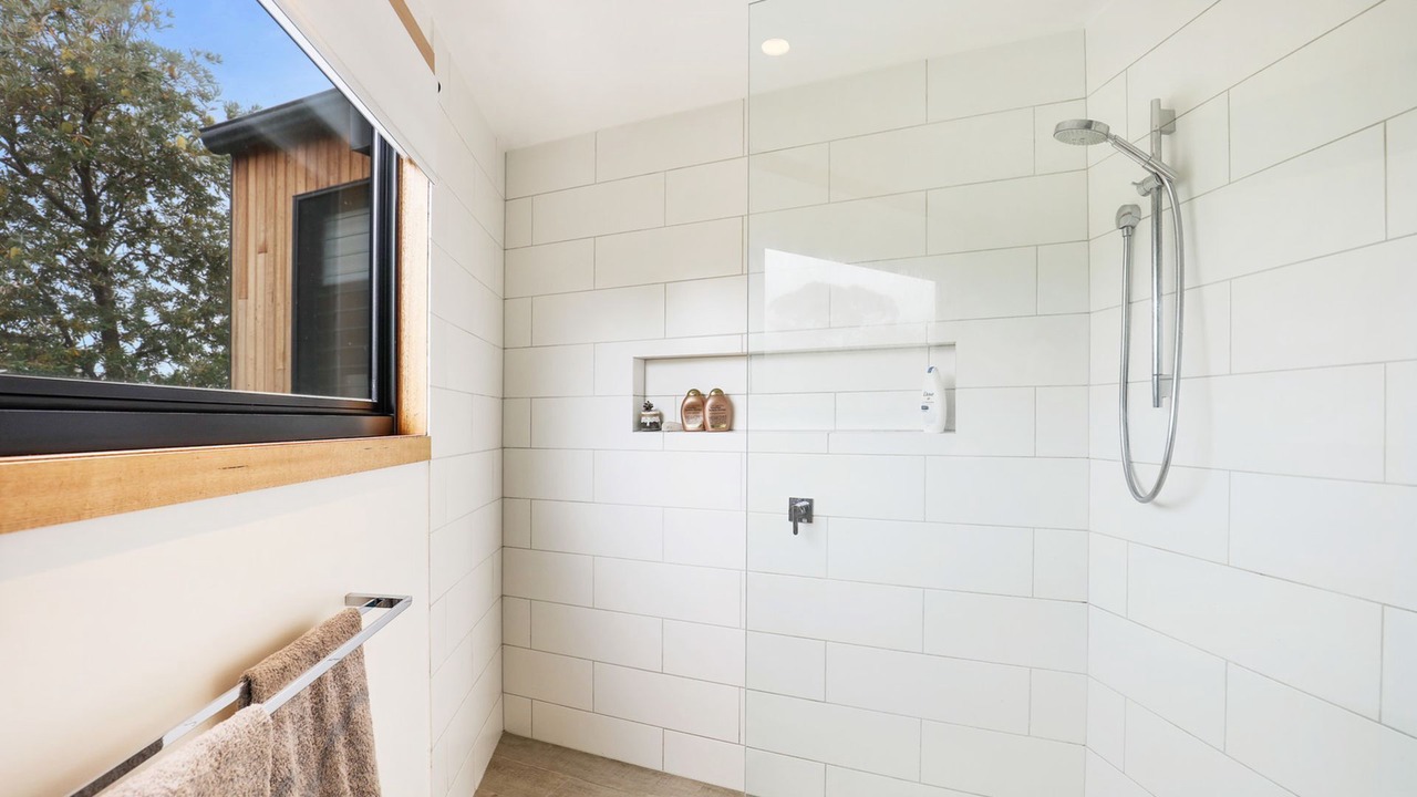 Photo of Bathroom in Inverloch