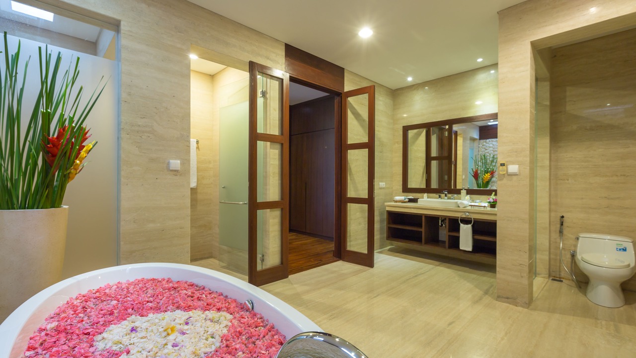 Photo of Bathroom in Sunset Road