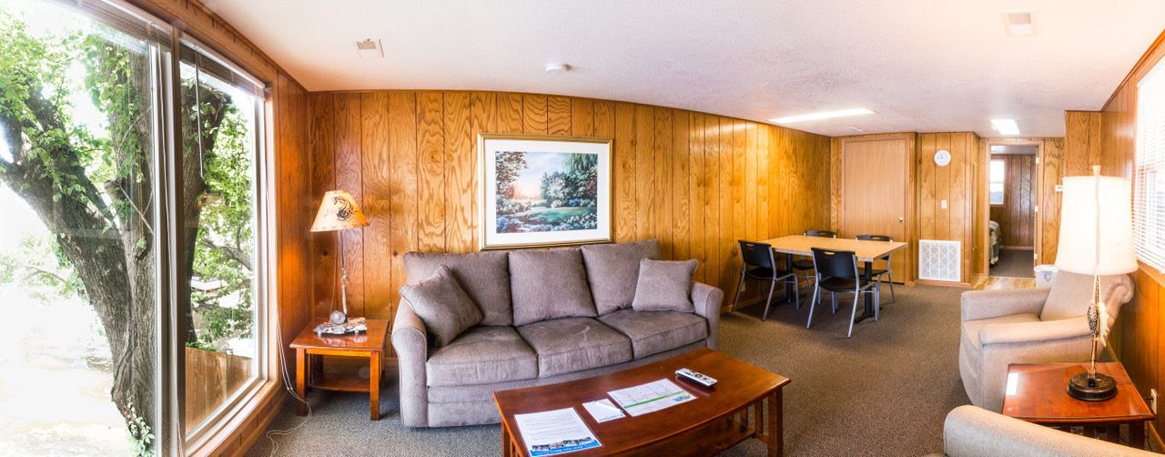 Photo of Livingroom in Camdenton