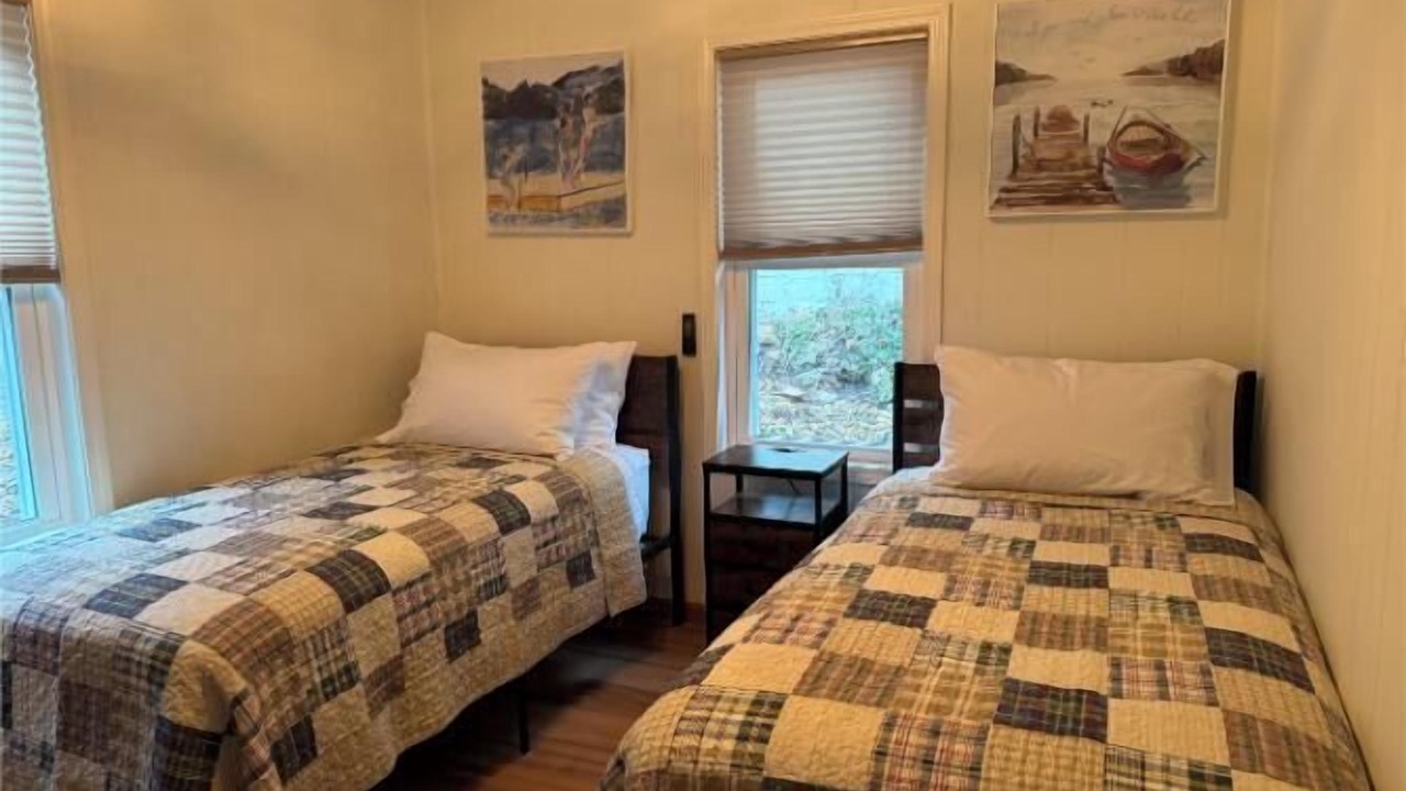 Photo of Bedroom in Camdenton