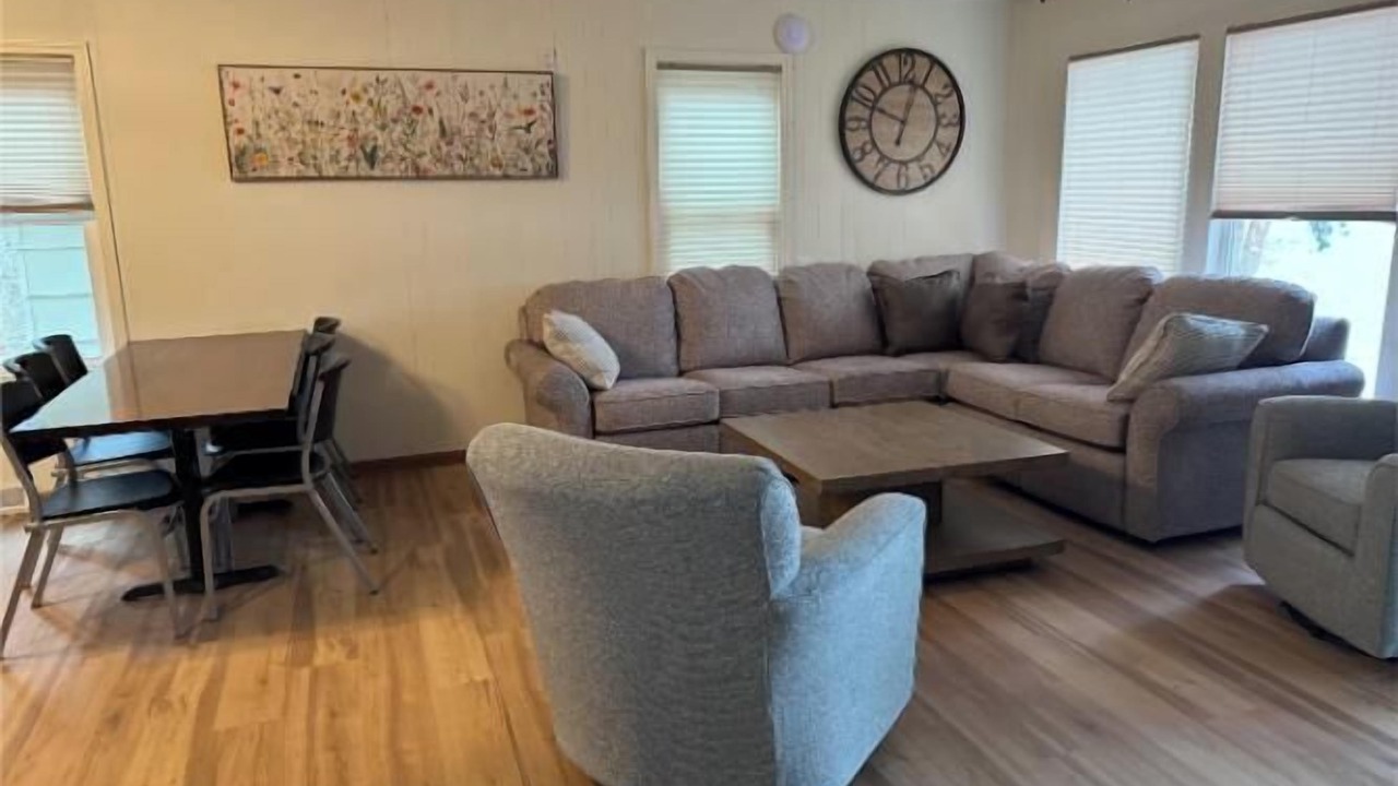 Photo of Livingroom in Camdenton