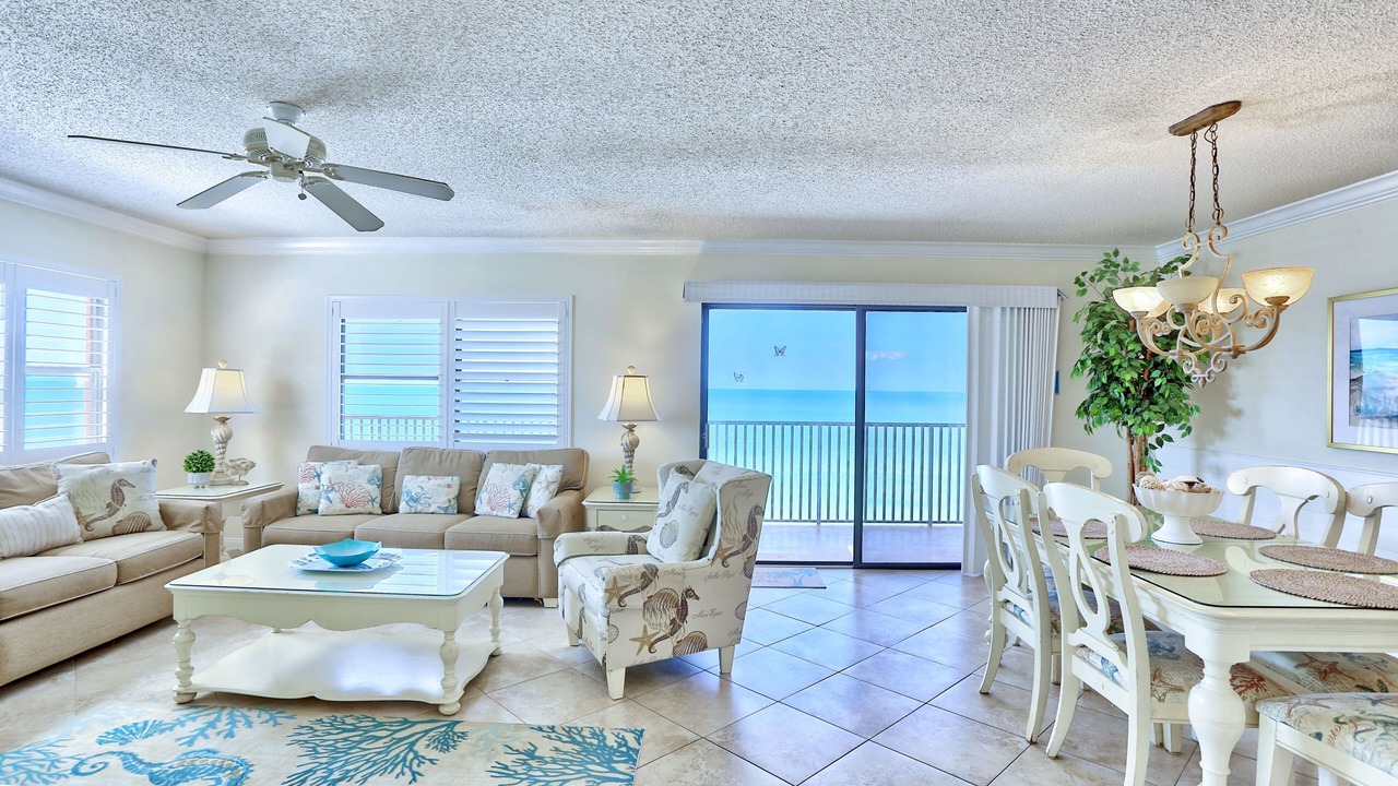 Photo of Livingroom in North Redington Beach