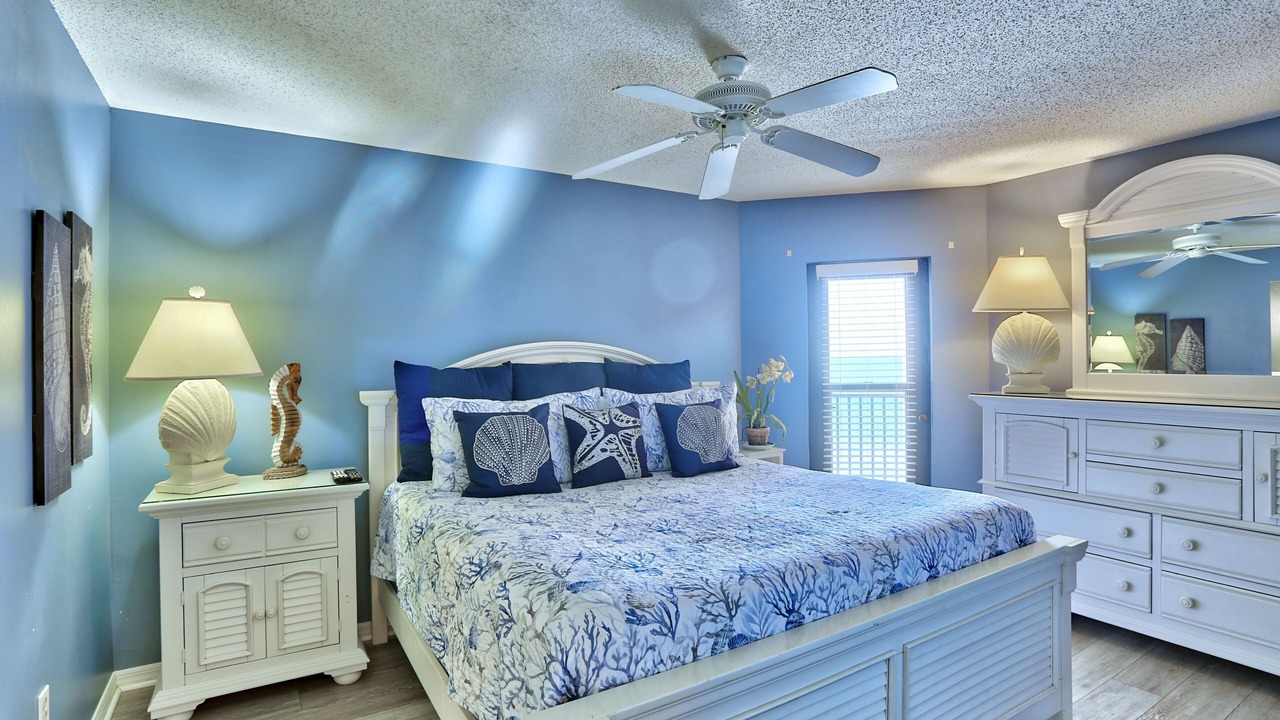 Photo of Bedroom in North Redington Beach