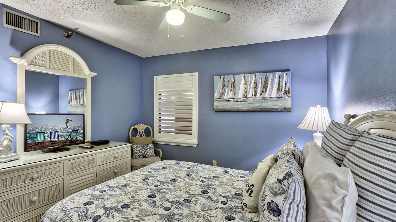 Photo of Bedroom in North Redington Beach