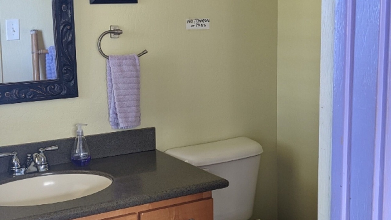 Photo of Bathroom in Ualapue