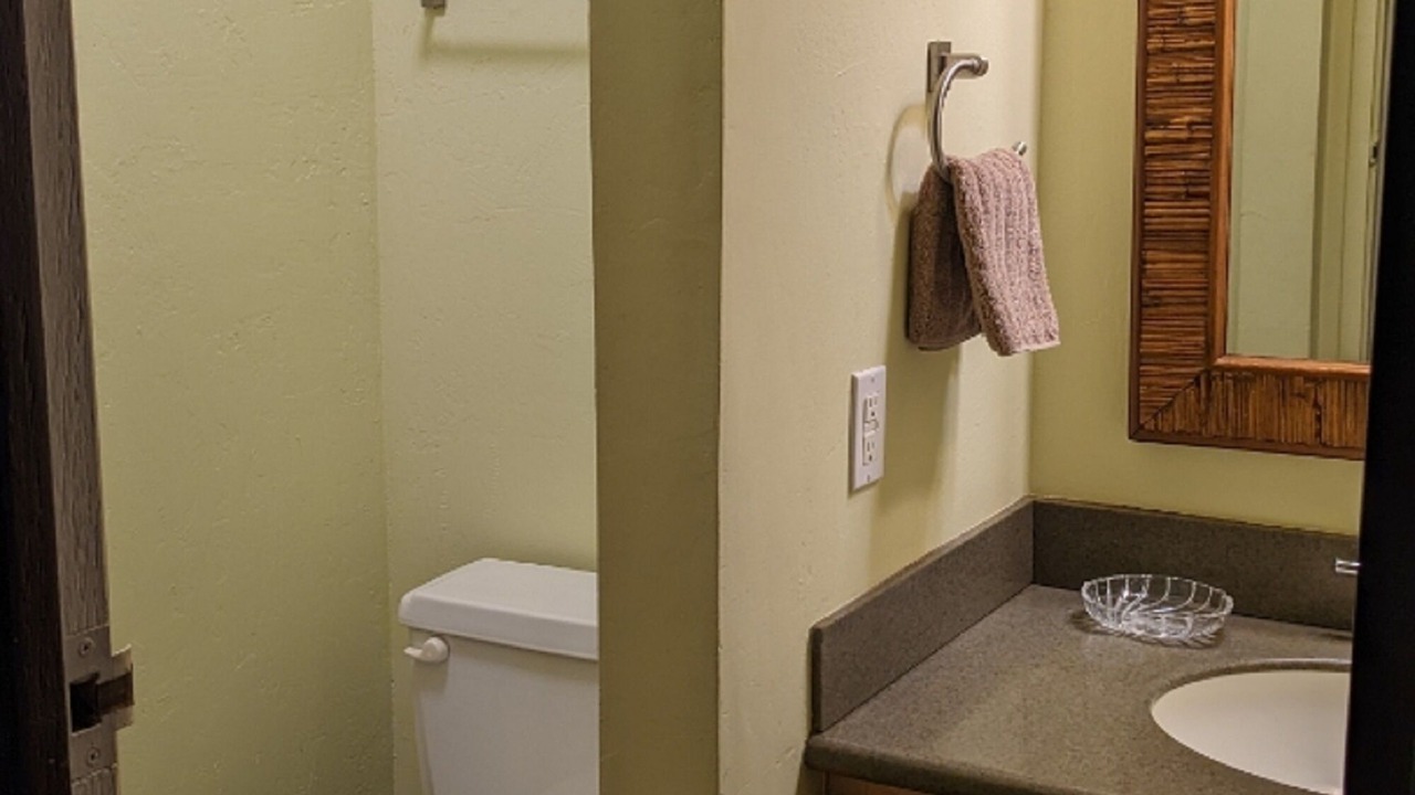 Photo of Bathroom in Ualapue