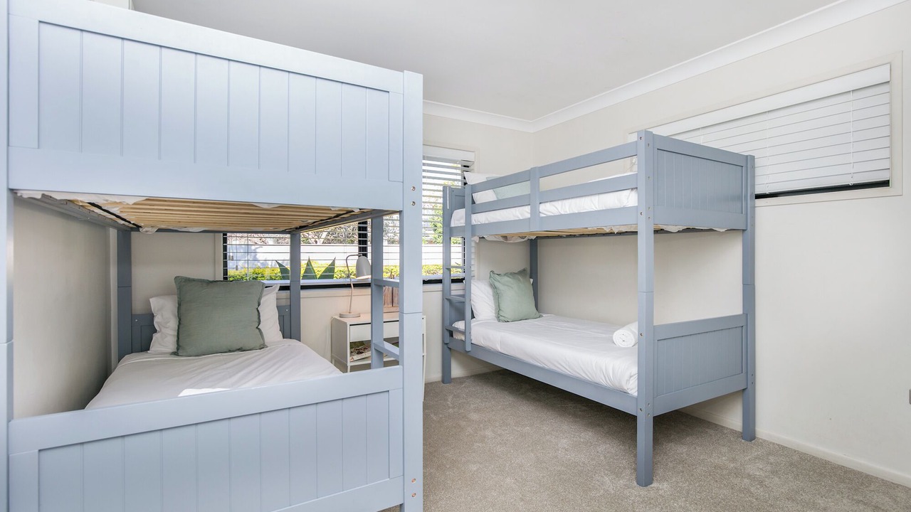 Photo of Bedroom in Broadbeach Waters