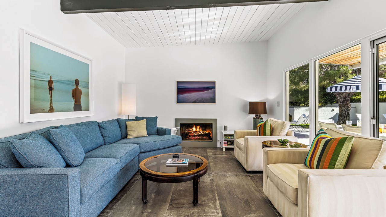 Photo of Livingroom in Racquet Club Estates