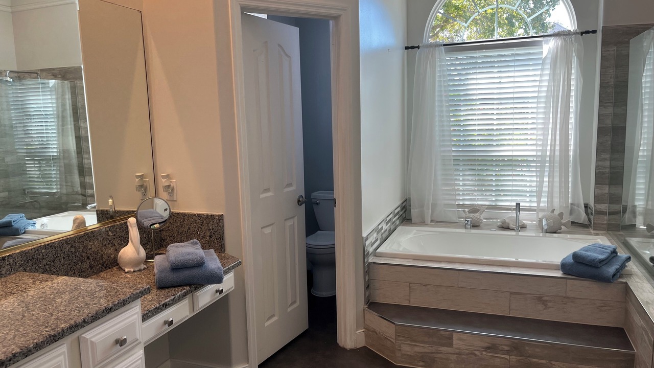 Photo of Bathroom in Palma Sola