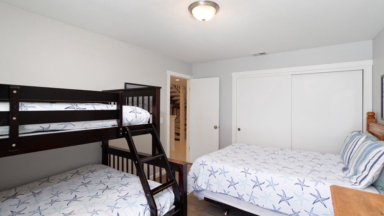 Photo of Bedroom in Oceano
