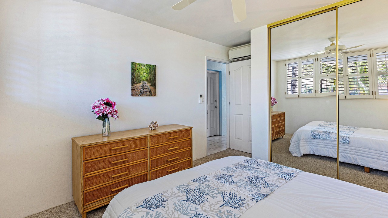 Photo of Bedroom in Maalaea