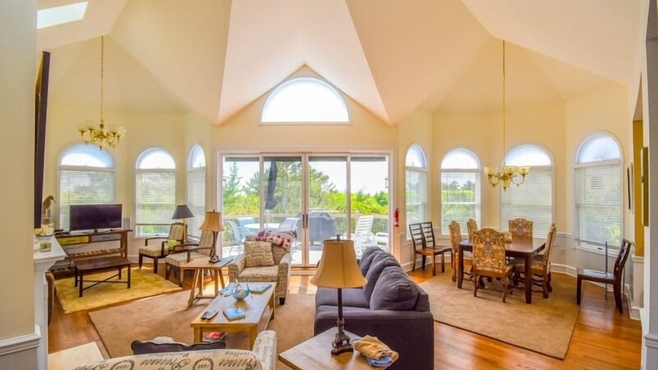 Photo of Livingroom in Cape May Point