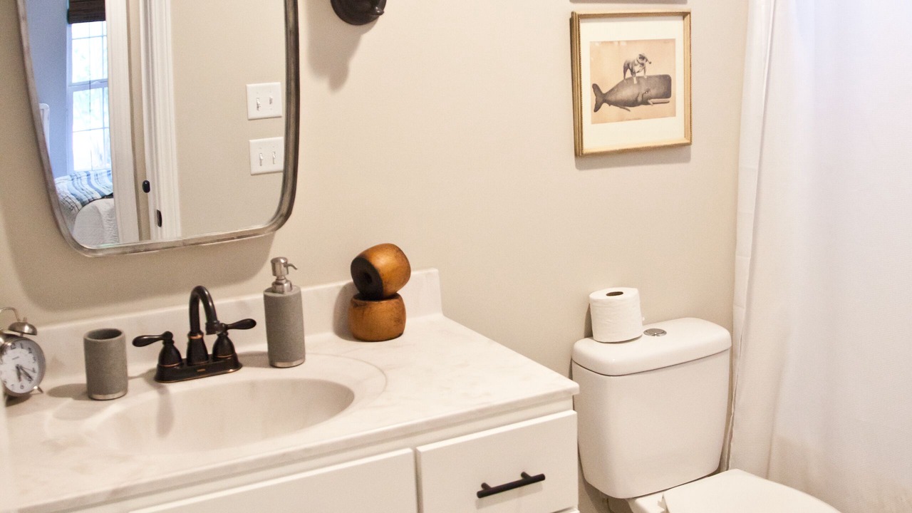 Photo of Bathroom in Long Beach
