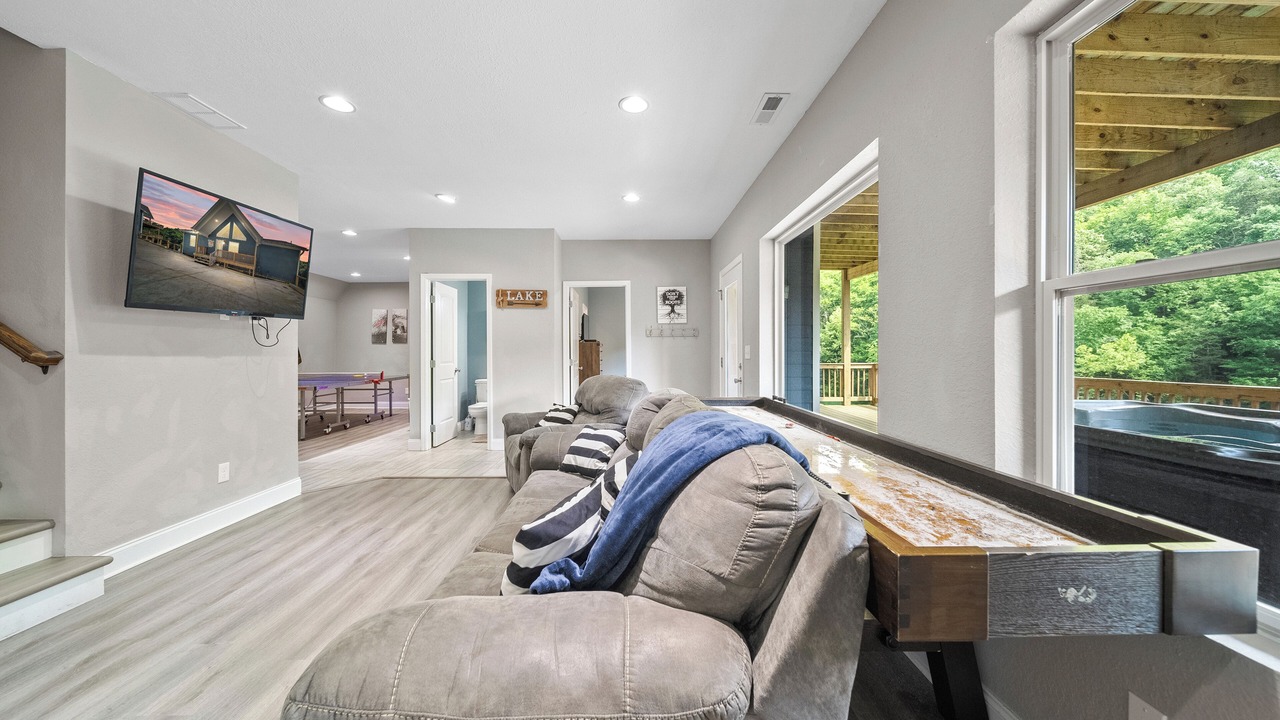 Photo of Livingroom in La Follette