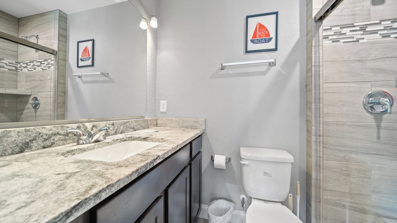 Photo of Bathroom in La Follette