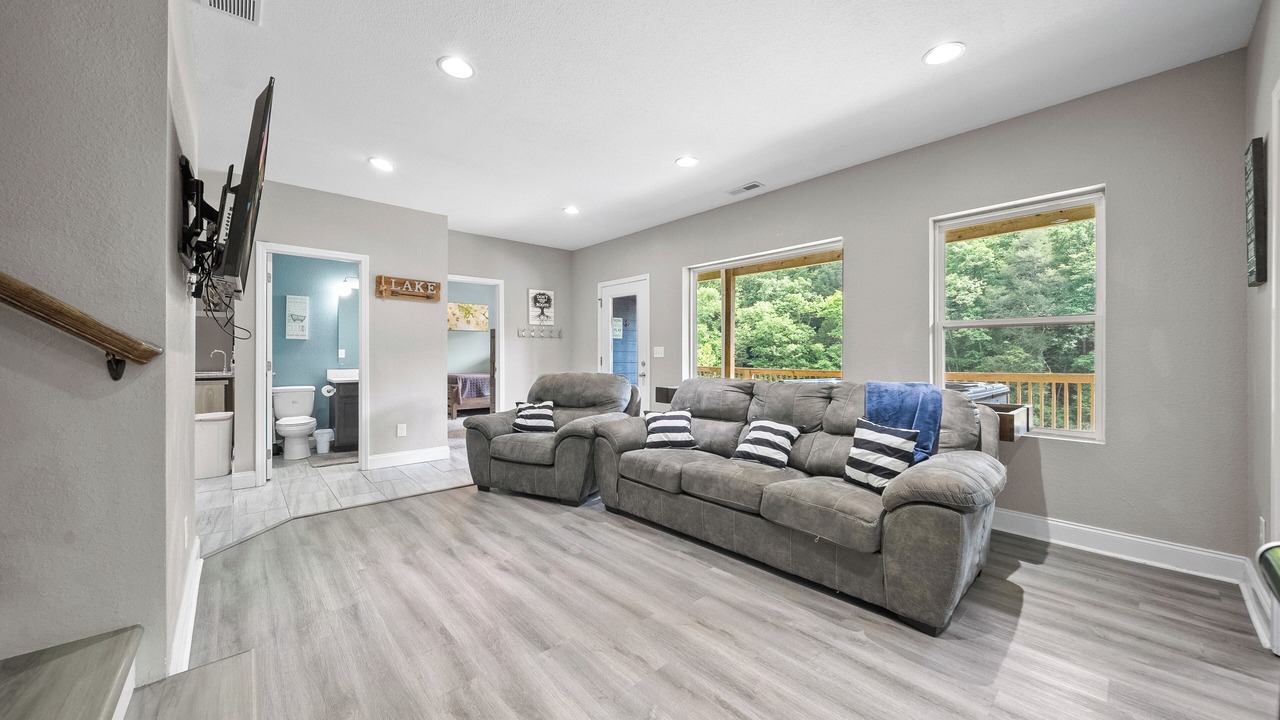 Photo of Livingroom in La Follette
