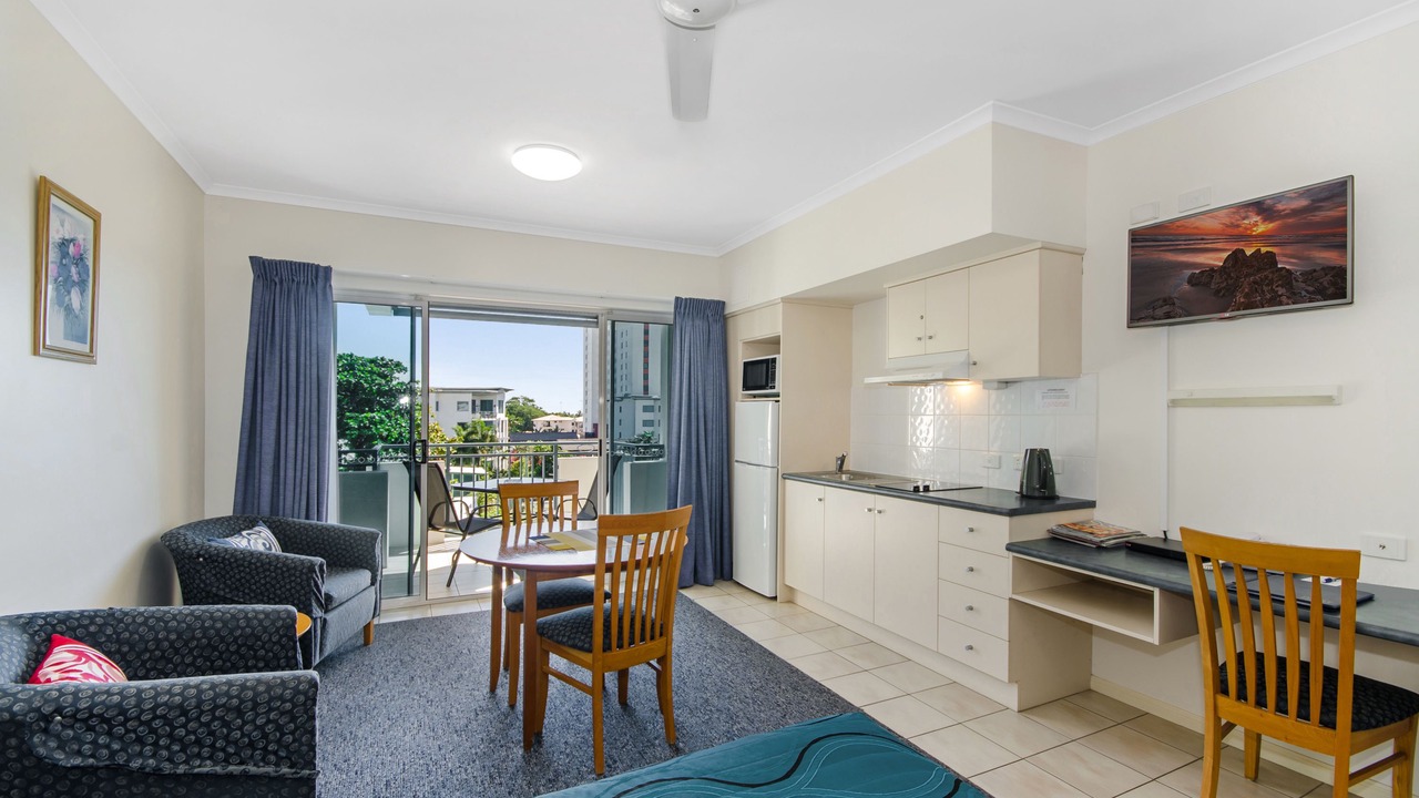 Photo of Livingroom in North Ward