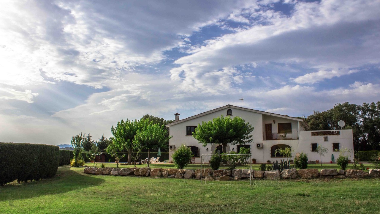 Photo of Outdoor in Quart