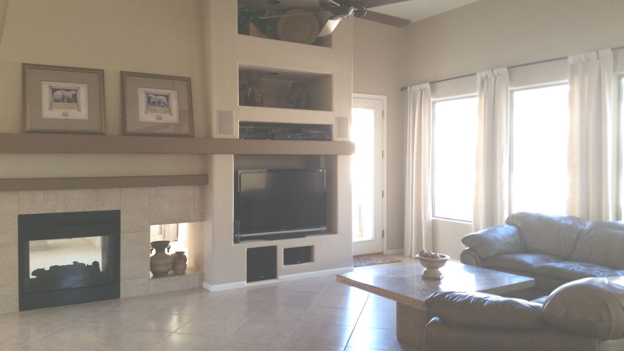 Photo of Livingroom in Sonoran Hills