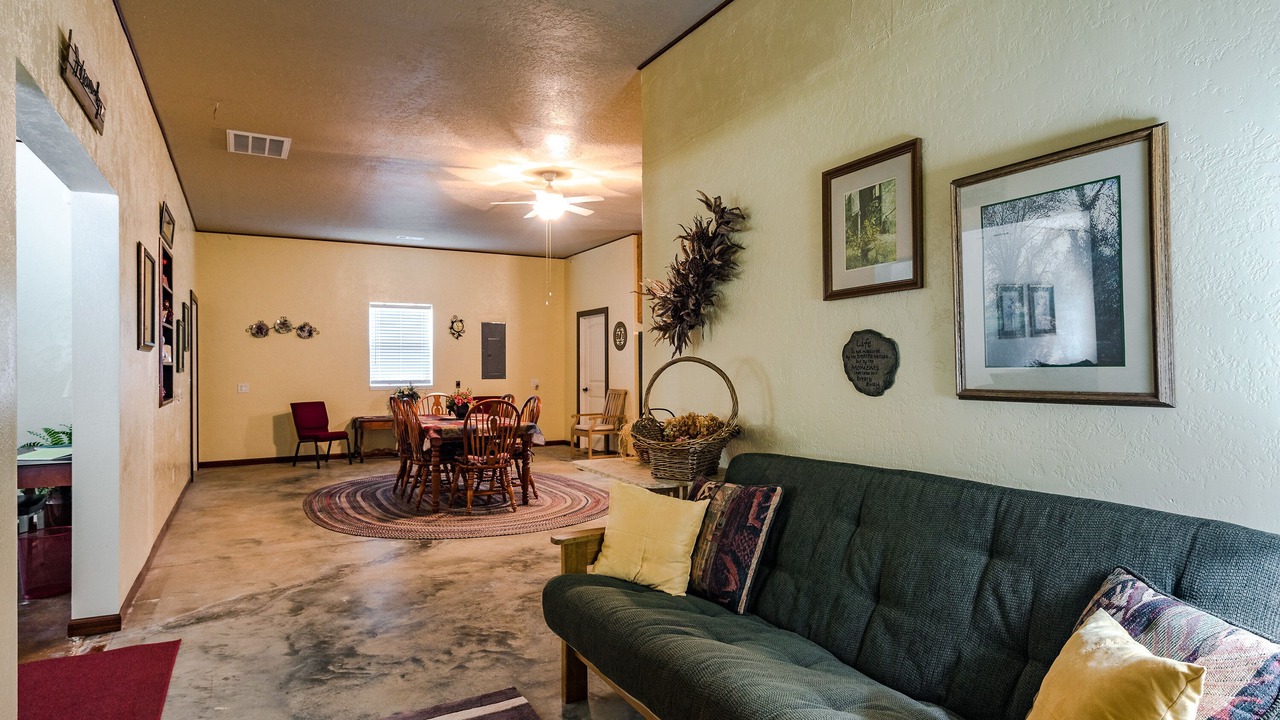 Photo of Livingroom in Huntsville