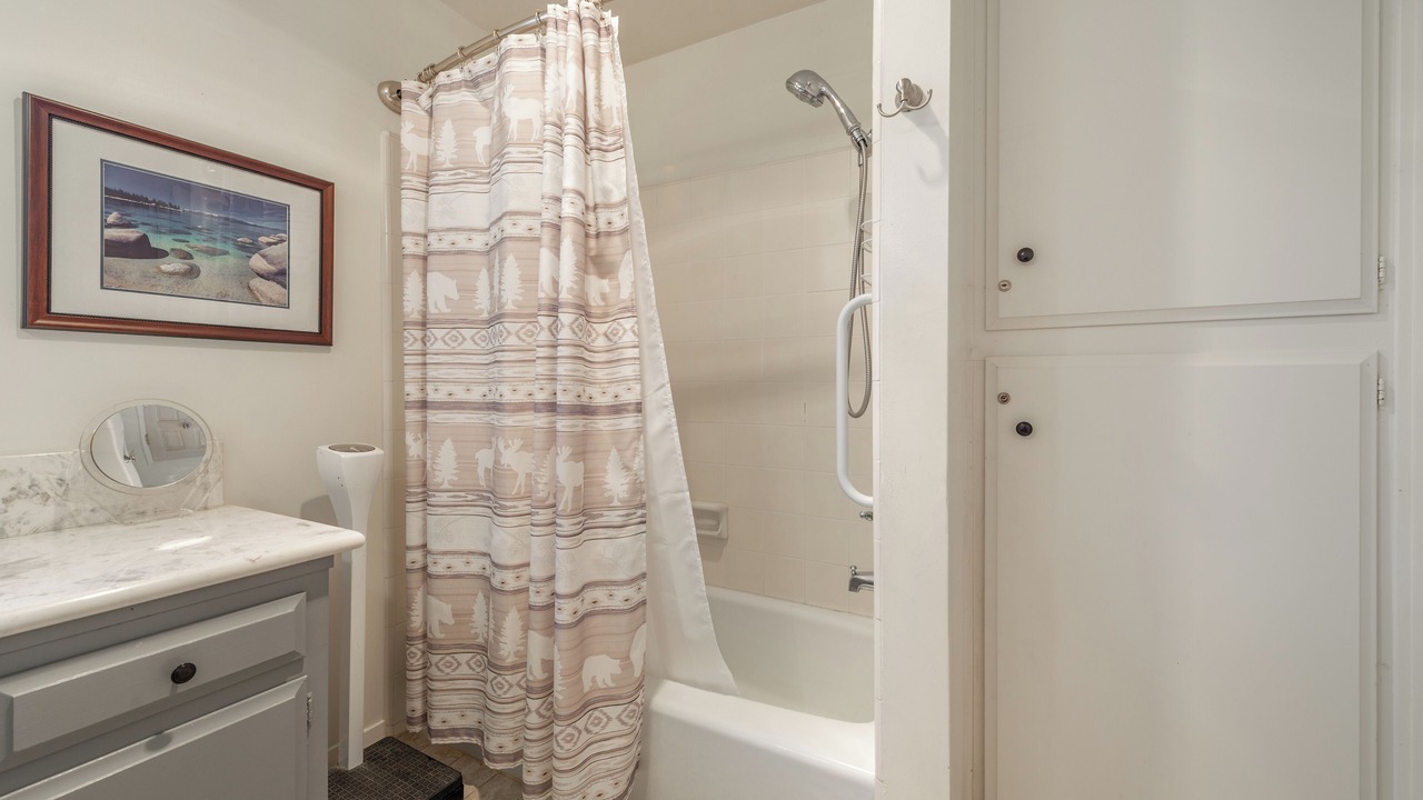 Photo of Bathroom in Lake Forest