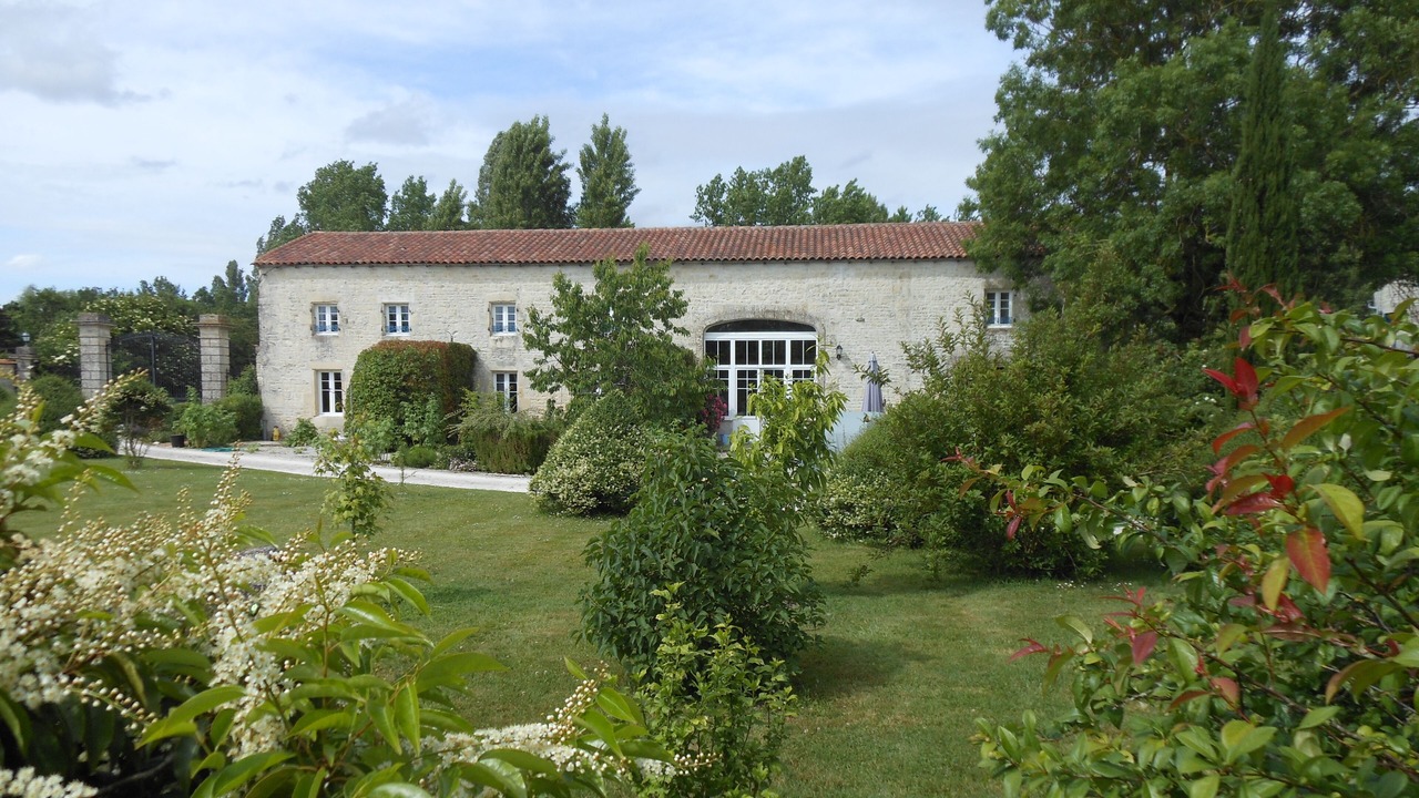 Photo of Outdoor in Duil-sur-le-Mignon