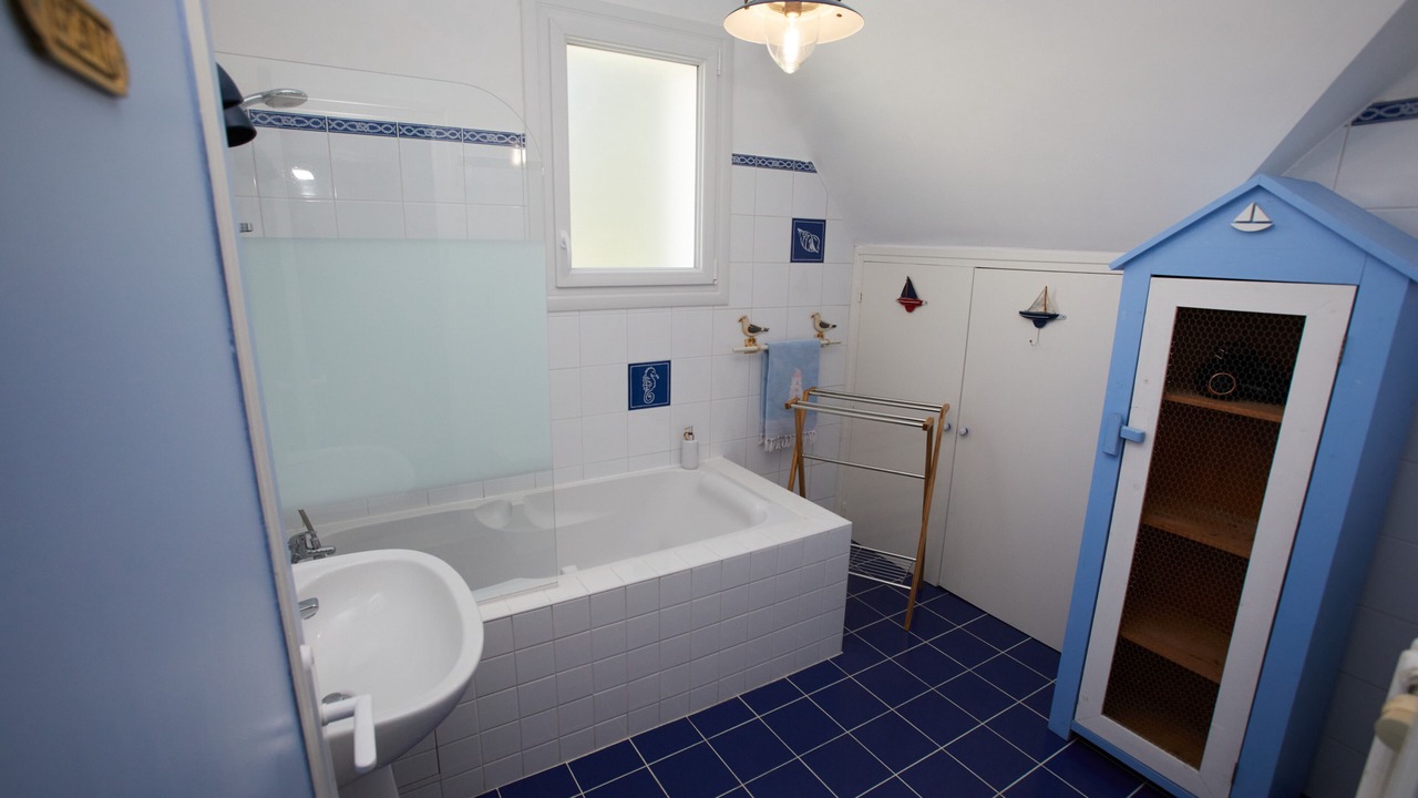 Photo of Bathroom in Saint-Quay-Portrieux