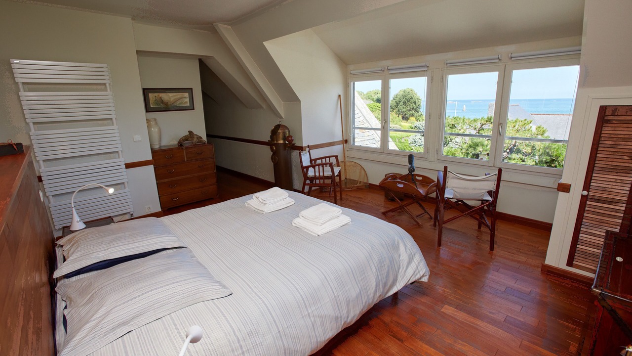 Photo of Bedroom in Saint-Quay-Portrieux