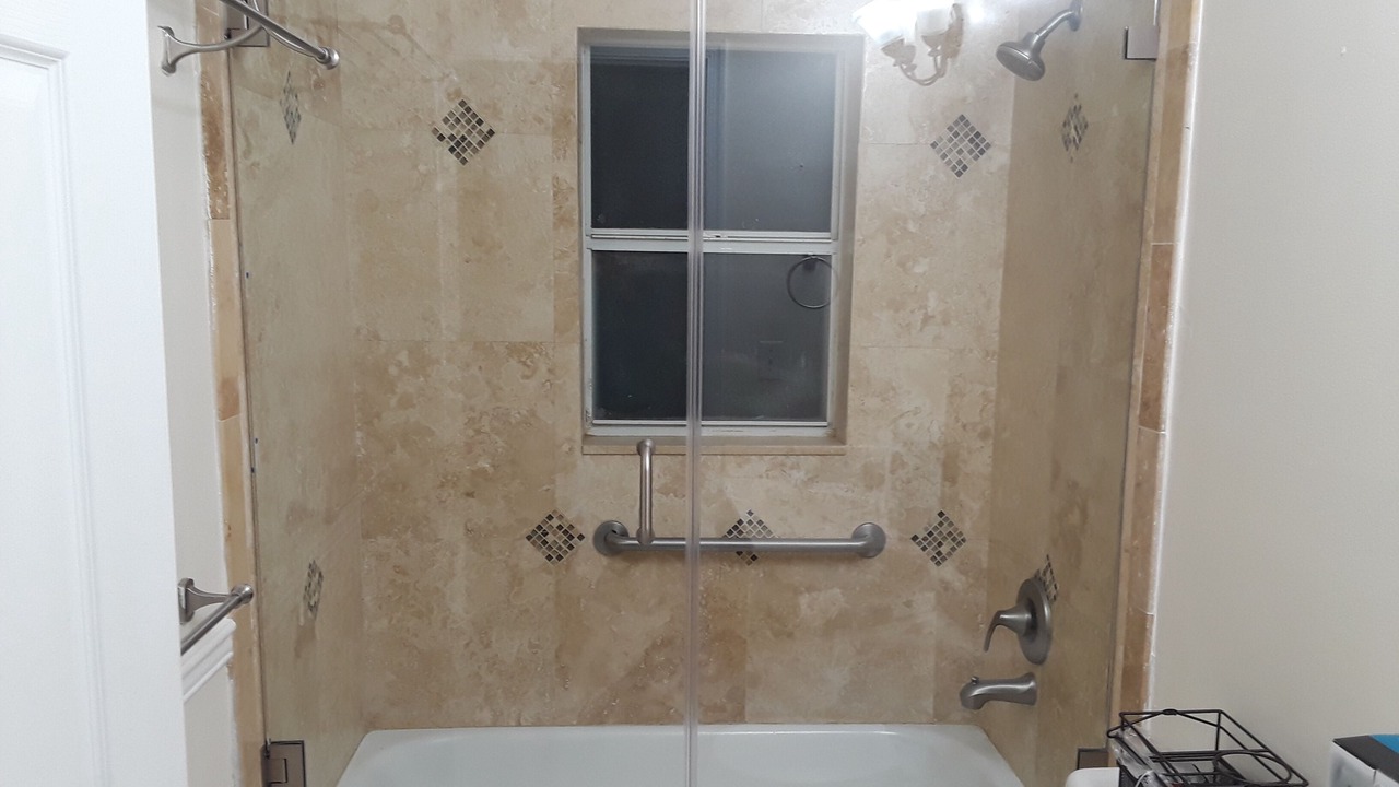 Photo of Bathroom in Hunt Club