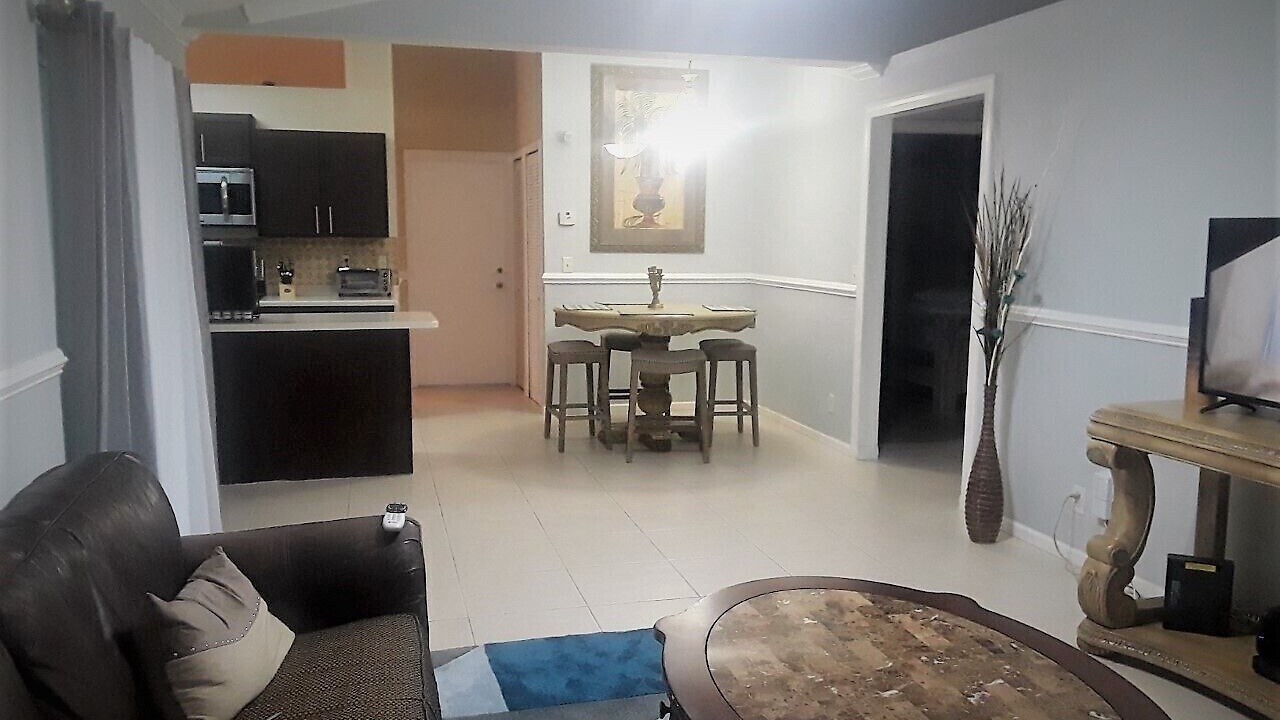 Photo of Livingroom in Hunt Club