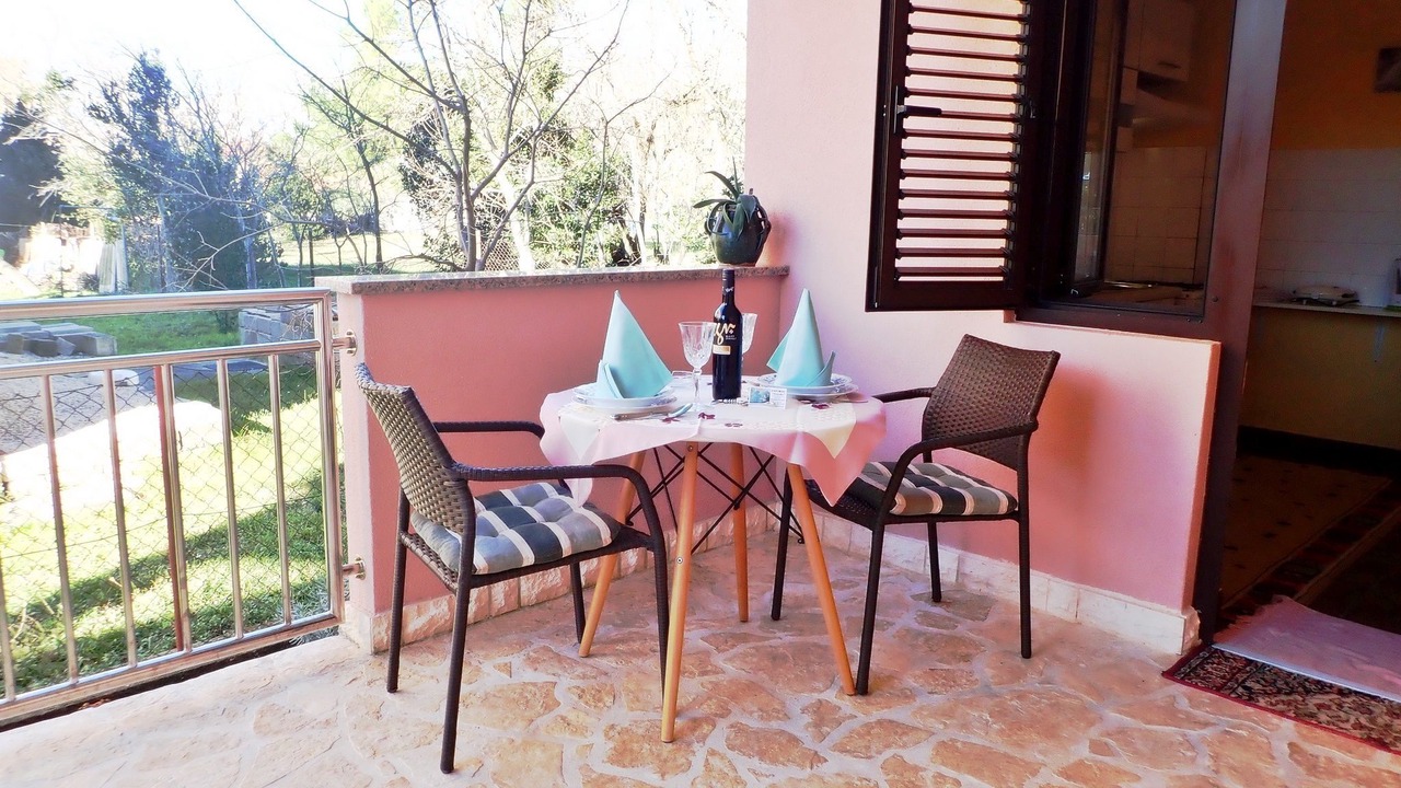 Photo of Outdoor in Seline