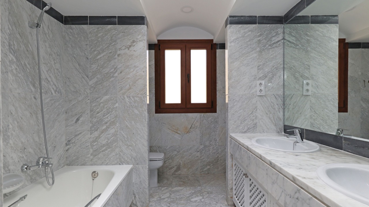 Photo of Bathroom in Atamaria