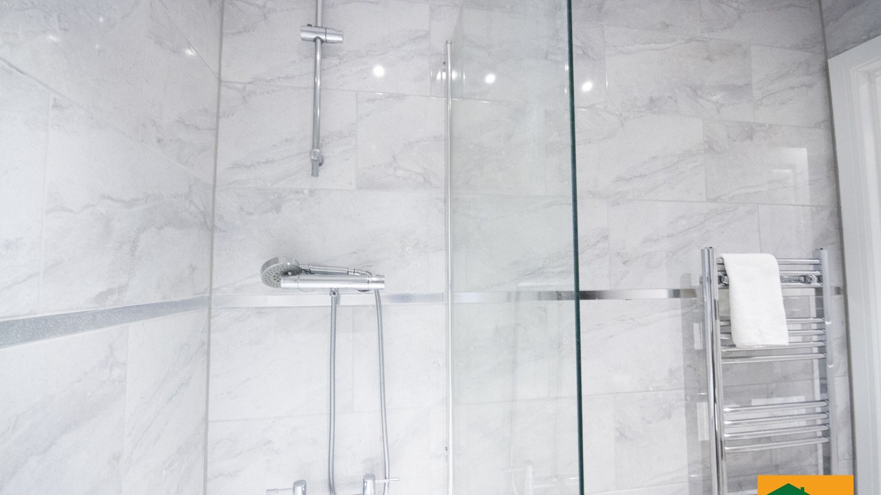 Photo of Bathroom in Yiewsley