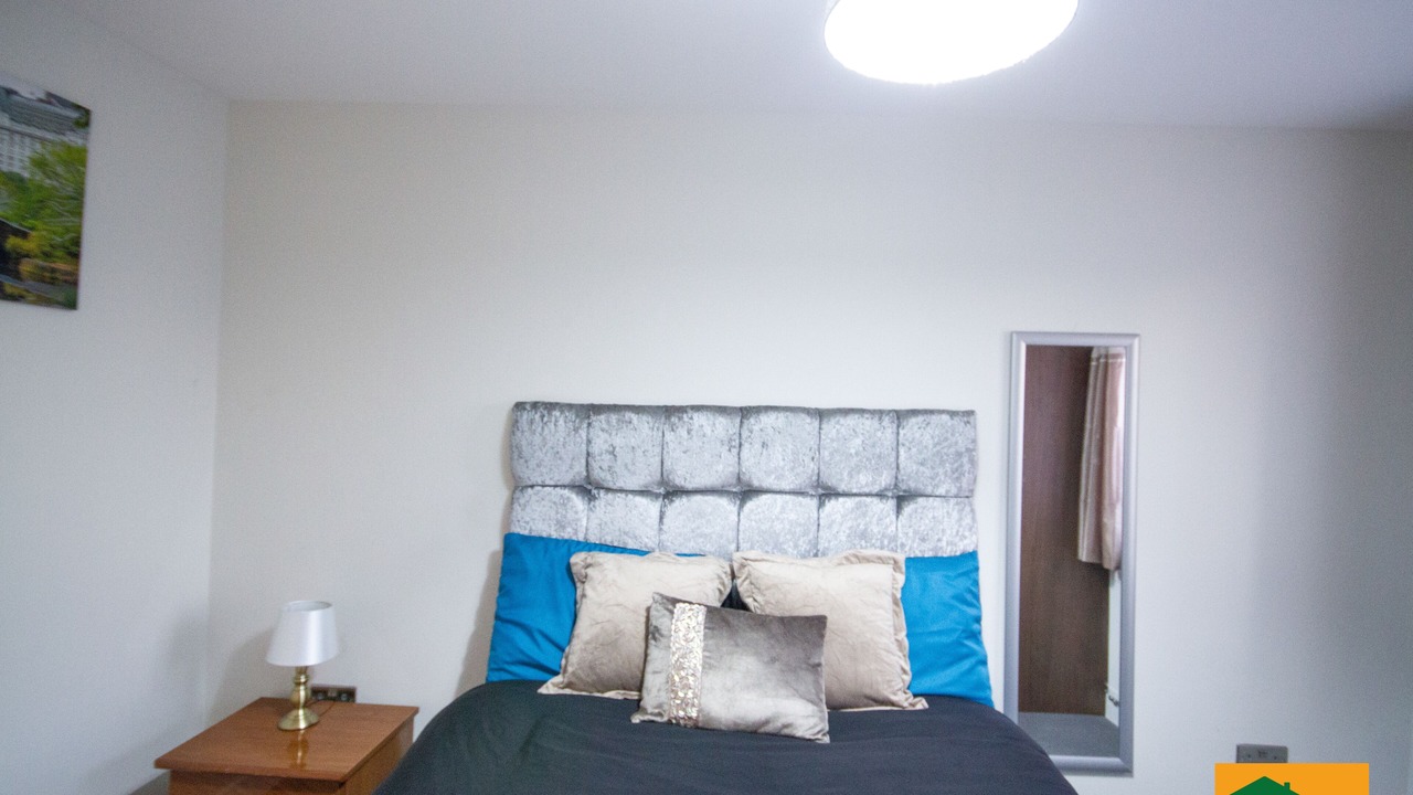Photo of Bedroom in Yiewsley
