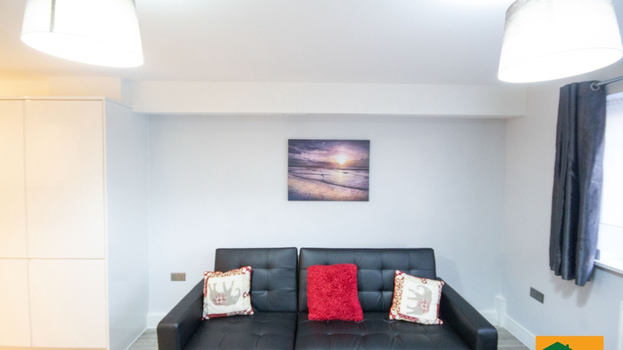 Photo of Livingroom in Yiewsley