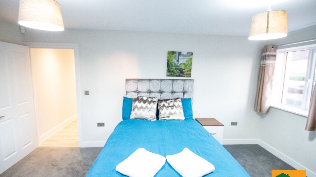 Photo of Bedroom in Yiewsley