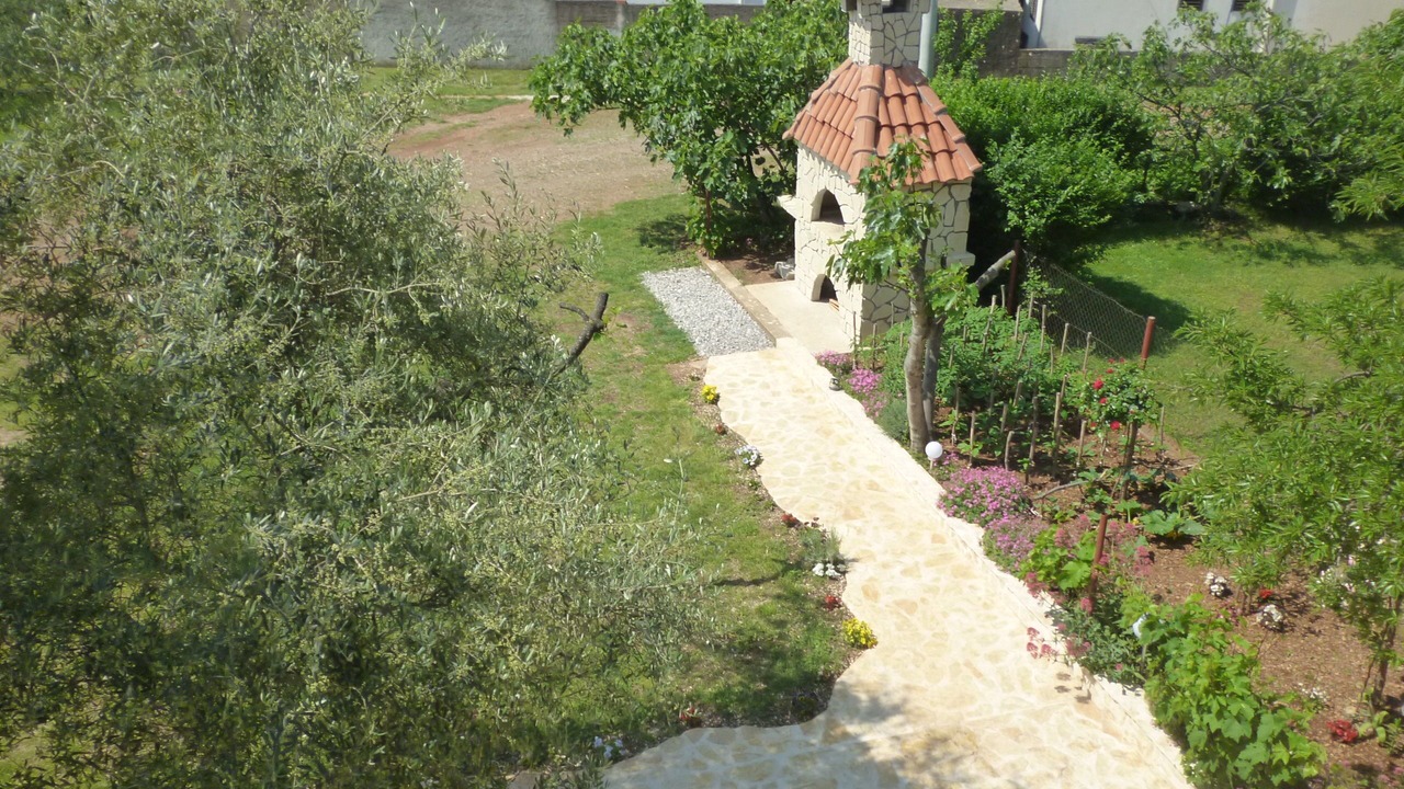Photo of Outdoor in Seline