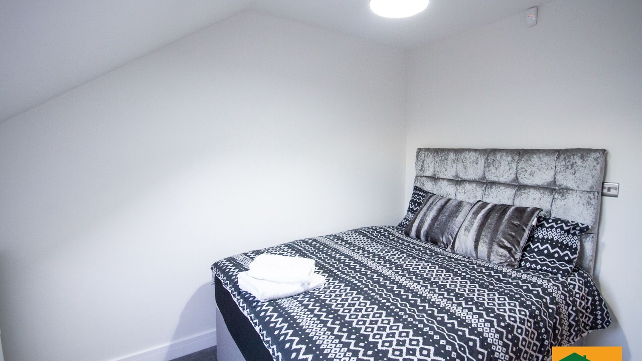Photo of Bedroom in Yiewsley