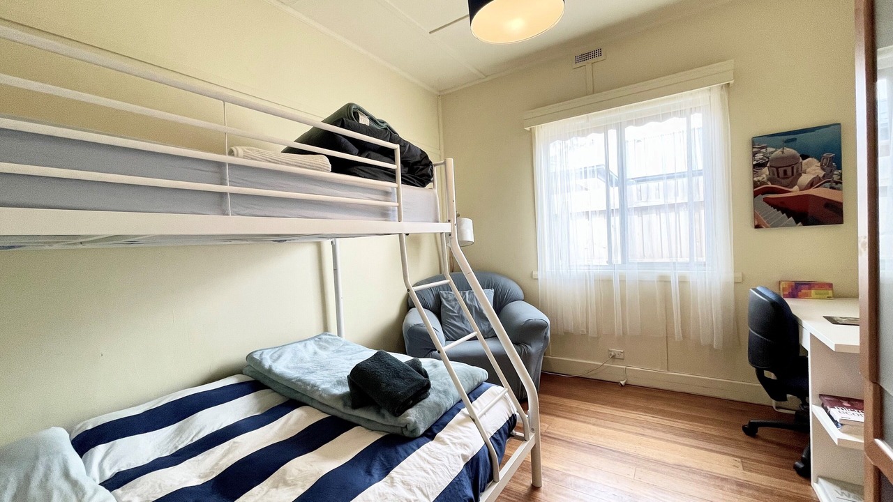 Photo of Others in Rosebud