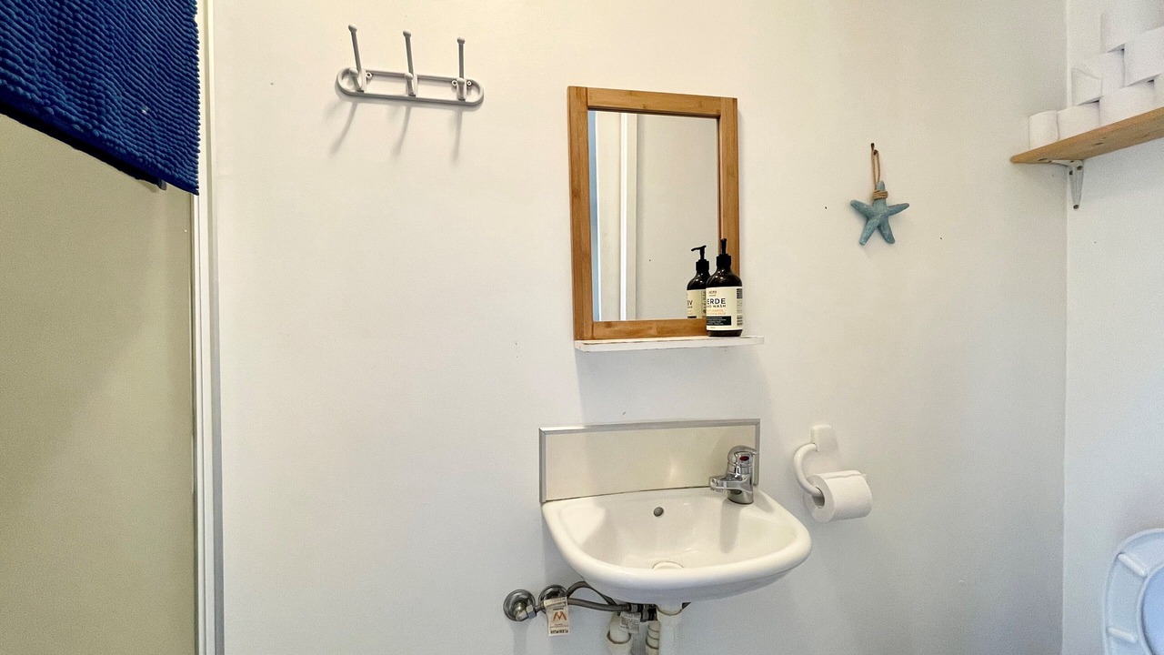 Photo of Others in Rosebud