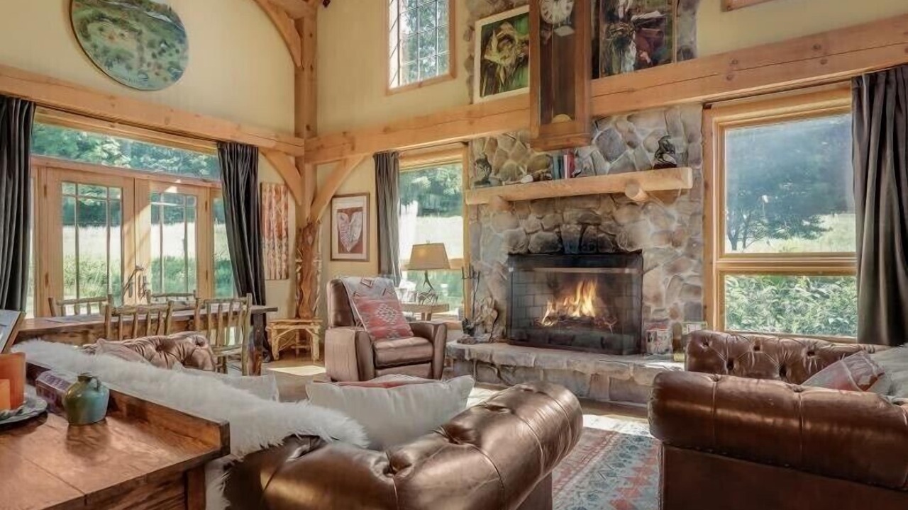 Photo of Livingroom in Pocono Lake