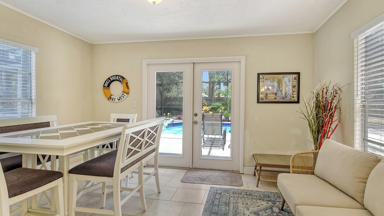 Photo of Others in Alta Vista