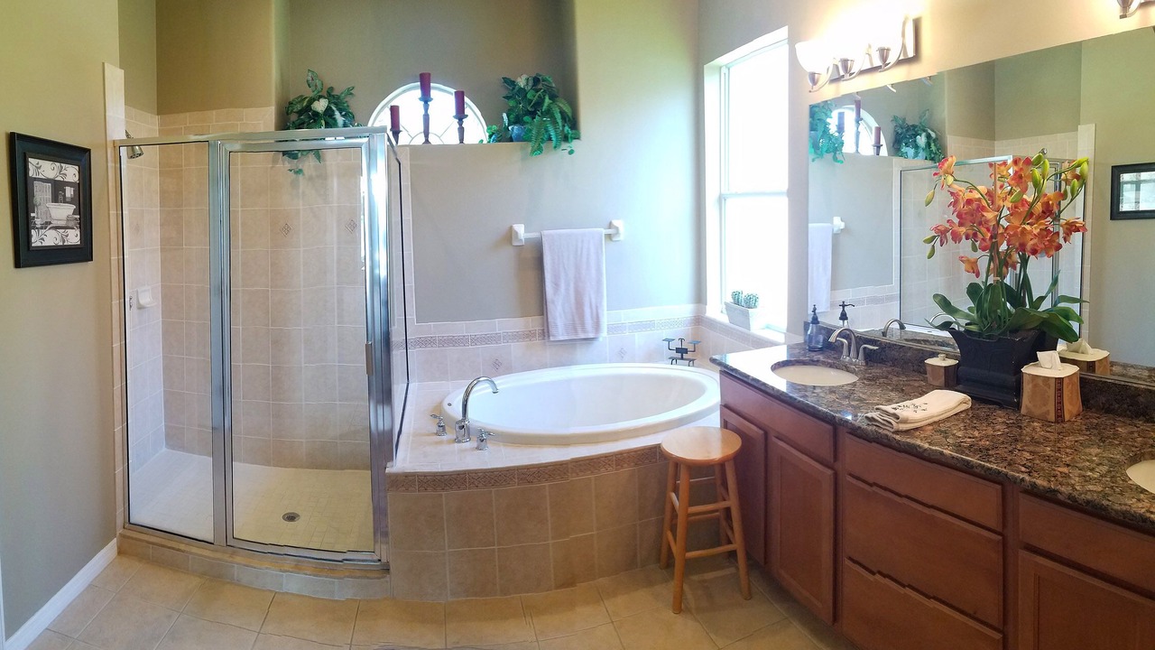 Photo of Bathroom in Mandalay